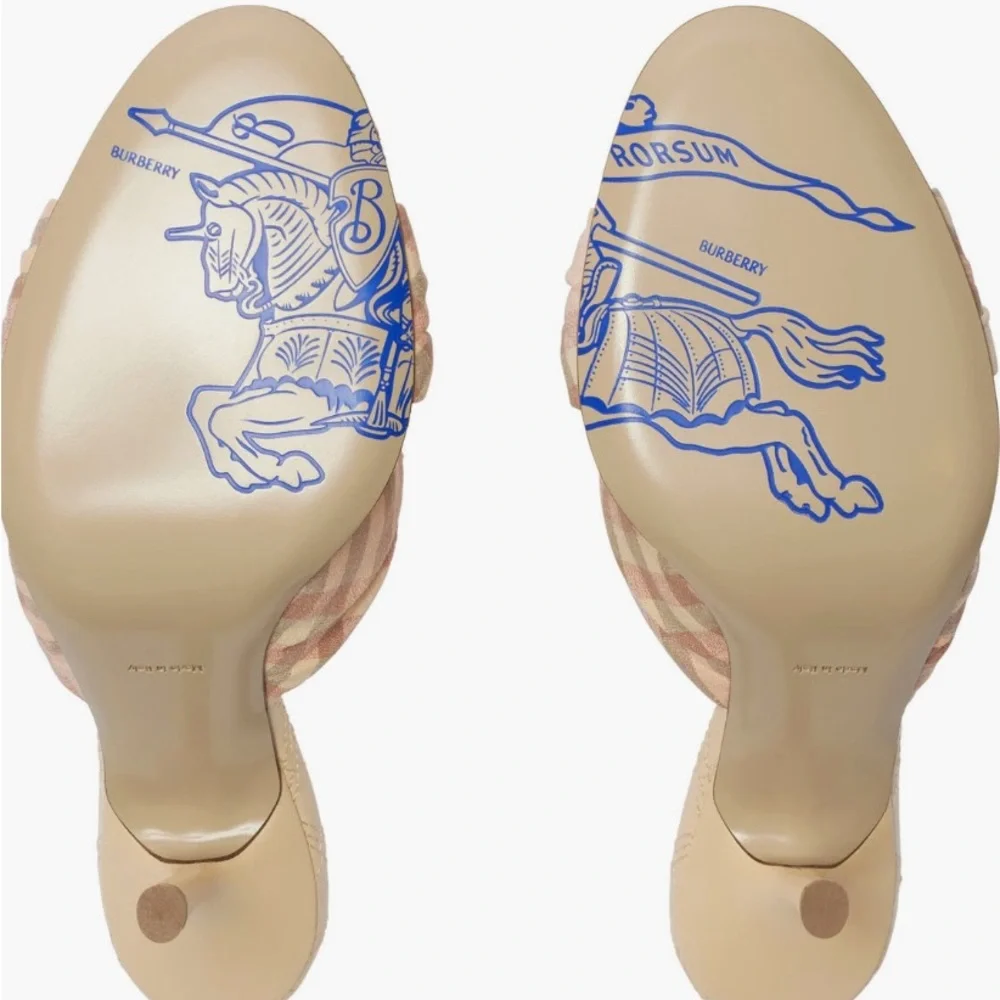 Burberry Mews Rose 90MM Check Mules - Picture 4 of 7